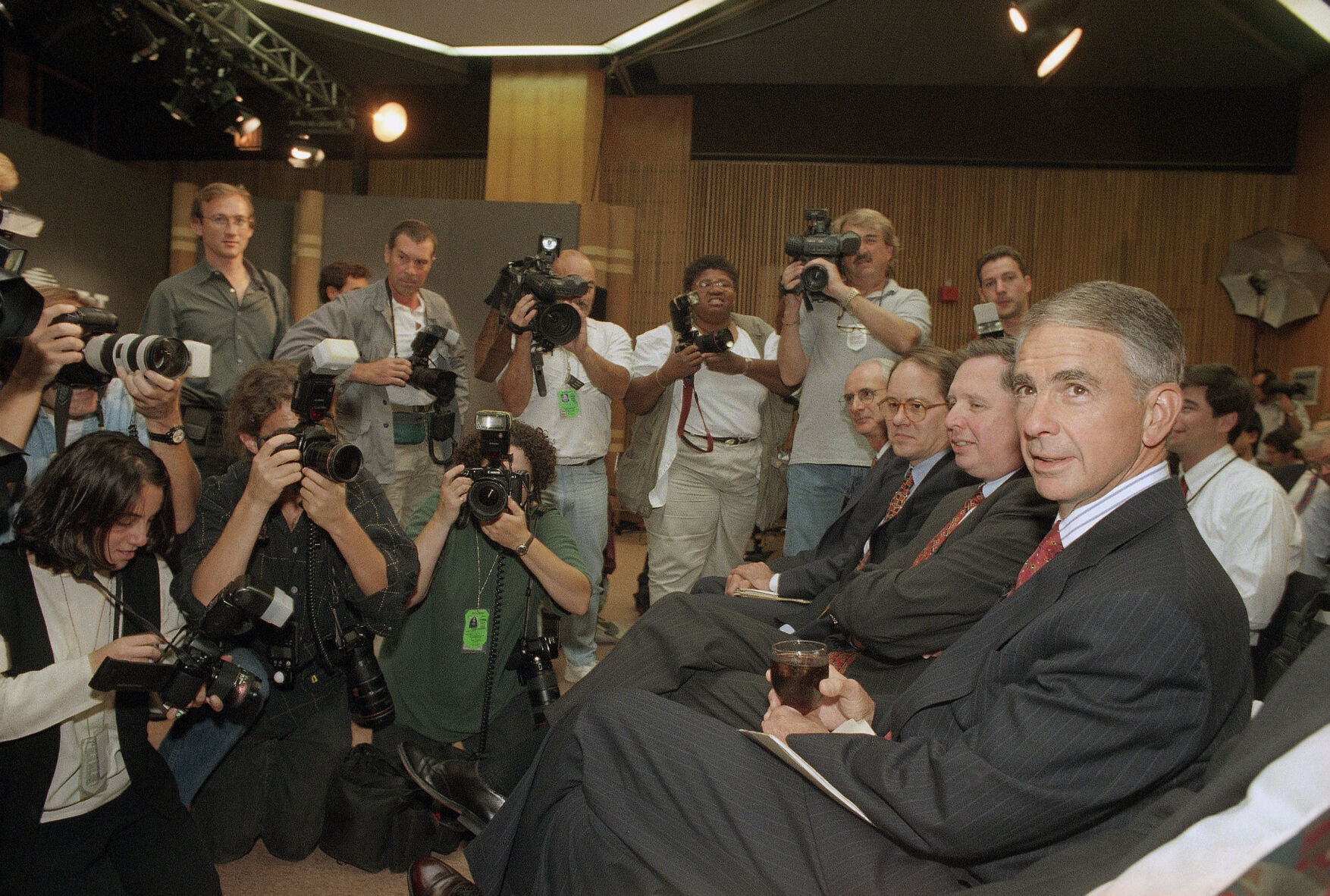 1995: AT&T
